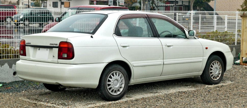 Suzuki cultus 2000